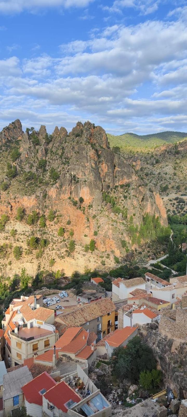 Los Picarzos Apartamento Ayna Luaran gambar
